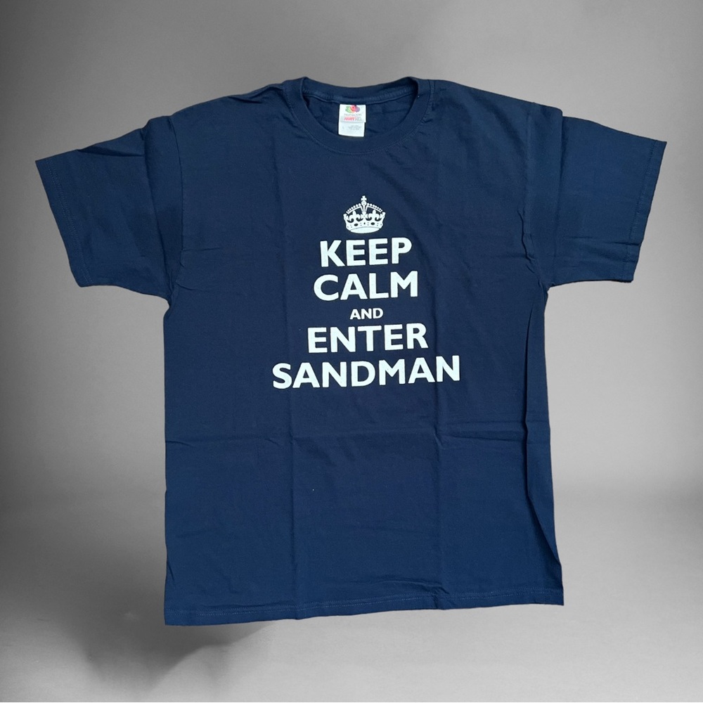 NWOT Yankees Vintage Mariano Rivera Keep Calm & Enter Sandman Size Large.